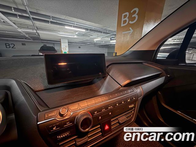 BMW i3 LUX — пробег 114 000 км — фото 4 из 5