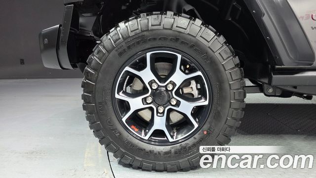 Jeep Wrangler 2.0 Rubicon Power Top 4Door — пробег 30 039 км — фото 5 из 5