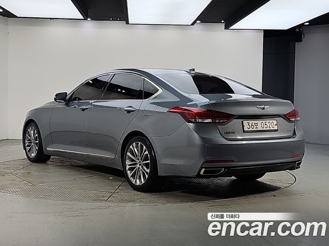 Hyundai Genesis из Кореи Encar