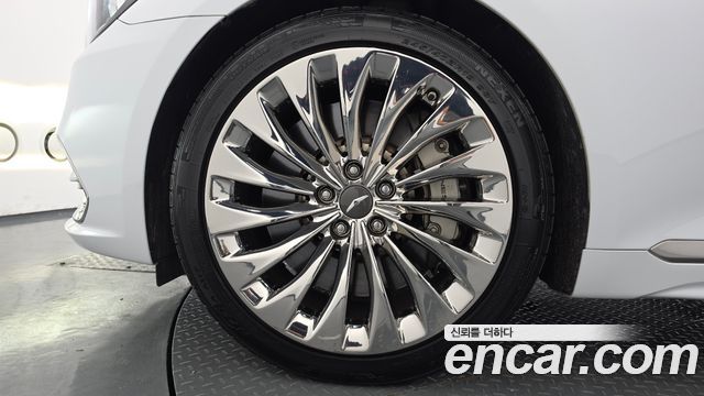 Hyundai Genesis из Кореи Encar